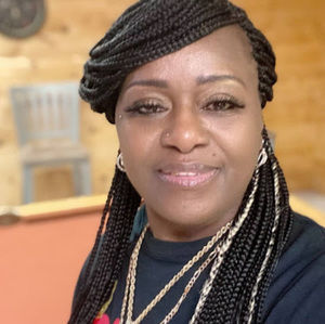 Meet your Posher, Teri